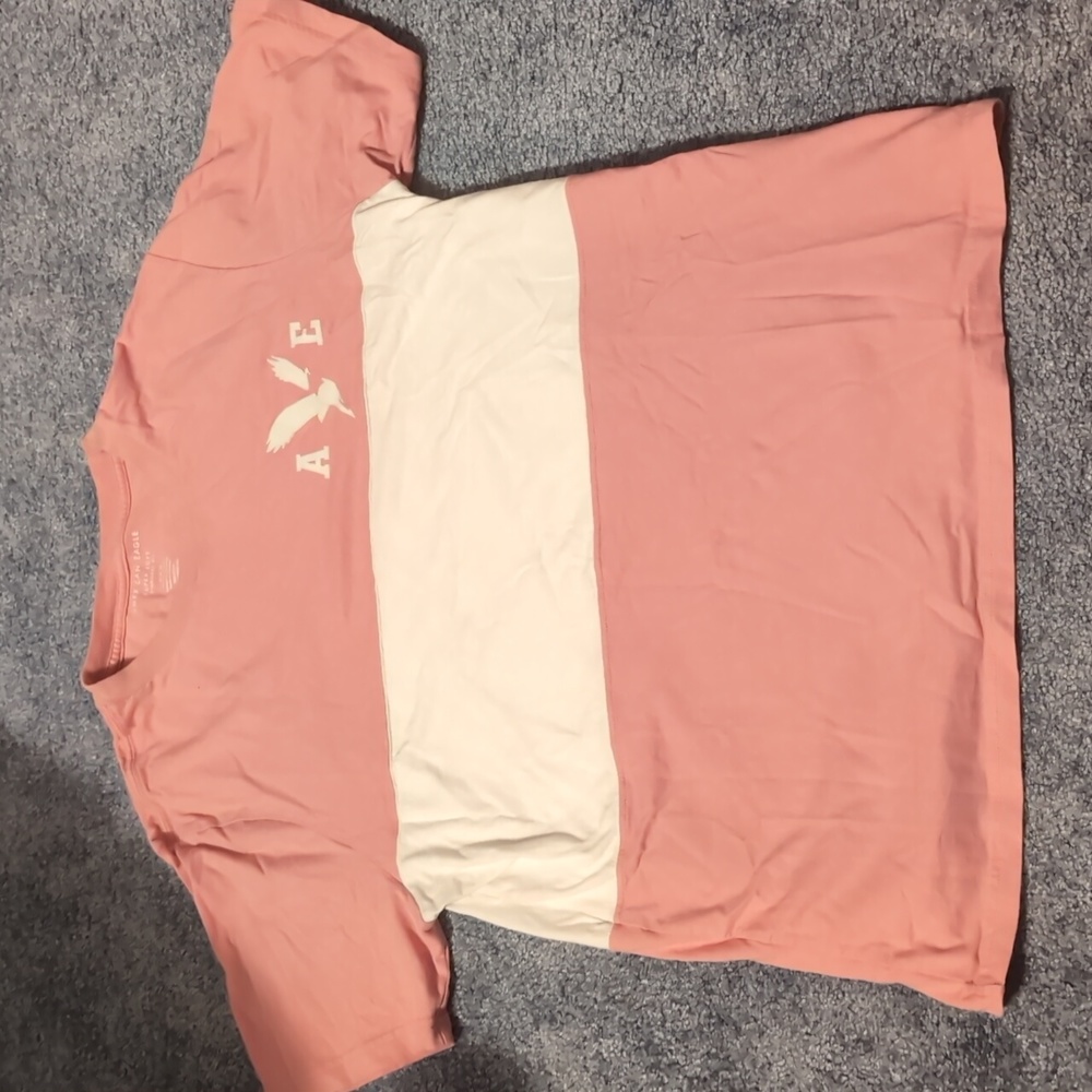 American Eagle soft pink white t shirt, medium